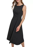 Women's Sleeveless Solid Crepe Dress