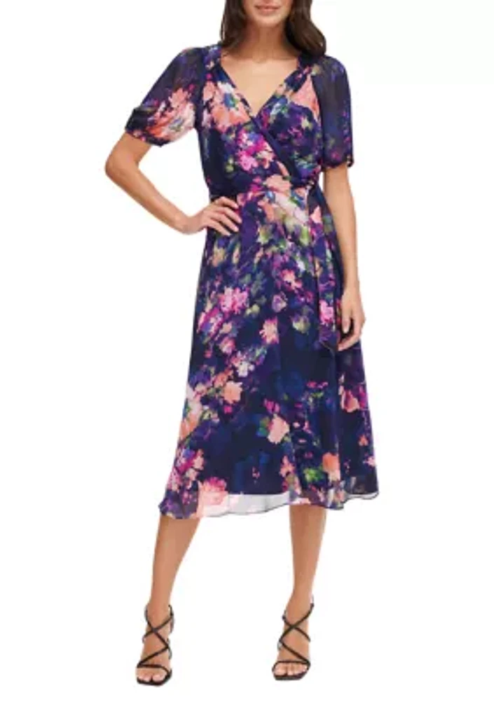 Women's Short Sleeve V-Neck Tie Waist Floral Chiffon Fit and Flare Dress