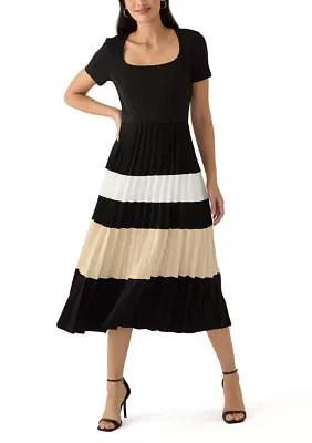 Women's Short Sleeve Square Neck Stripe Fit and Flare Dress