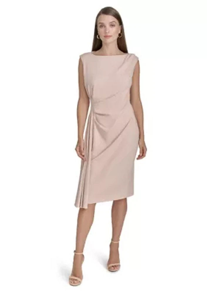 Women's Sleeveless Solid Ruched Sheath Dress