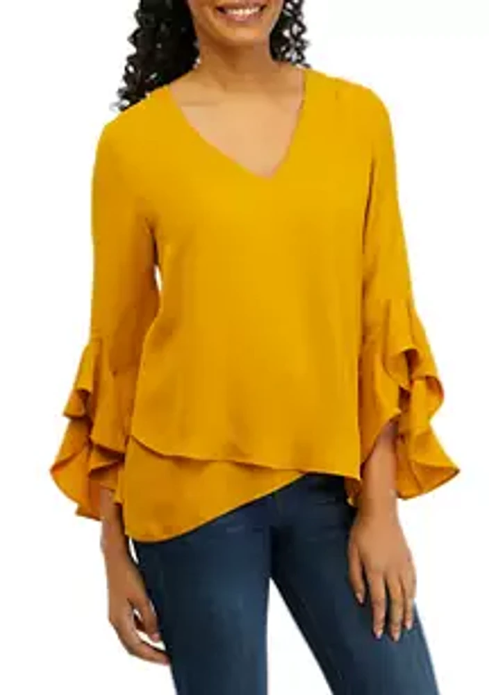 Vince Camuto  Women's V-Neck Flutter Sleeve Top