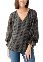 Women's Long Sleeve V-Neck Geometric Blouse