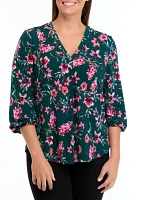 Women's 3/4 Sleeve V-Neck Top