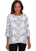 Women's Wild At Heart Geometric Top