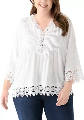 Plus 3/4 Crochet Trim Woven V-Neck Blouse