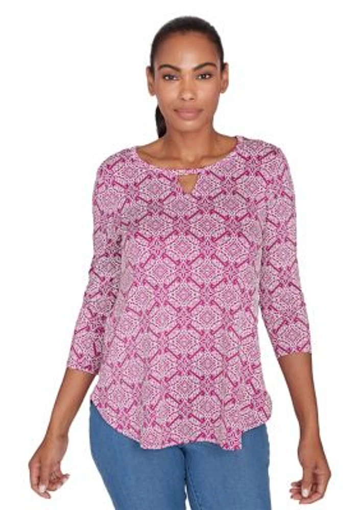 Women's Diamond Puff Print Knit Top