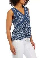 Juniors' Printed V-Neck Top