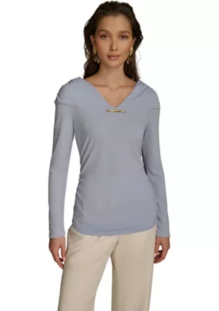 Women's Long Sleeve V-Neck Hardware Knit Top