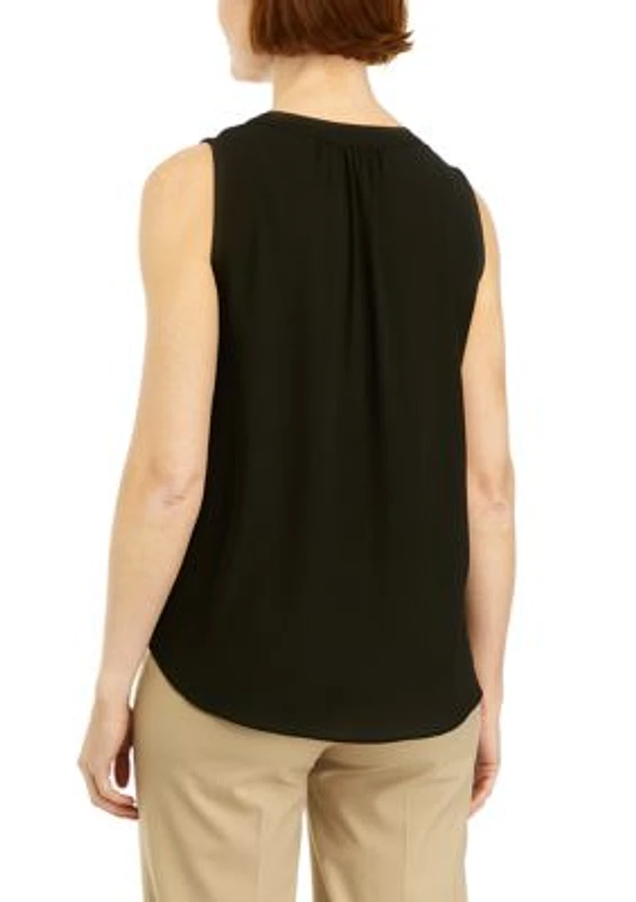 Women's Sleeveless Split Neck Blouse