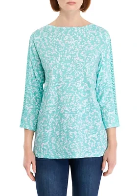 Women's 3/4 Sleeve Crochet Trim Printed T-Shirt