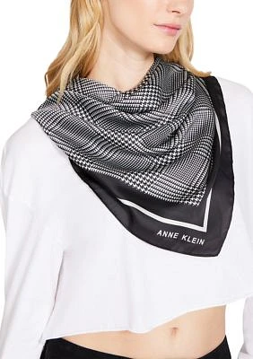 Houndstooth Plaid Printed Square Scarf