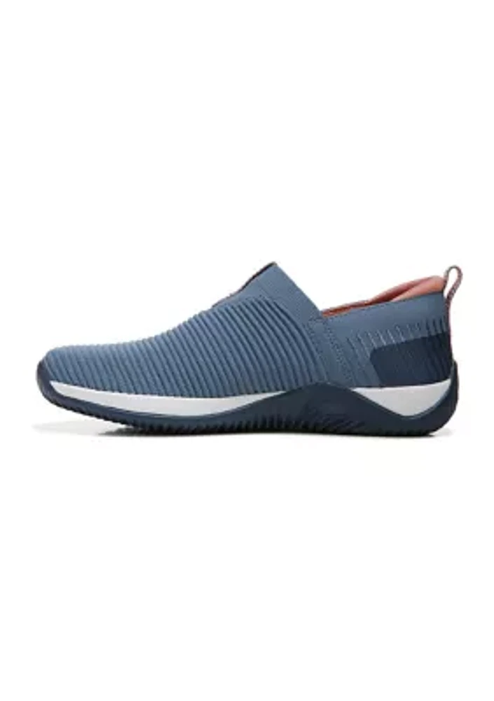 Echo Knit Slip On Sneaker