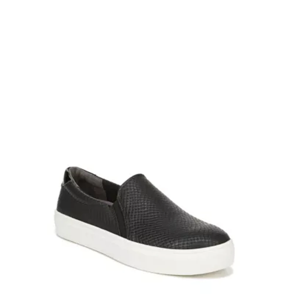 Nova Slip On Sneaker