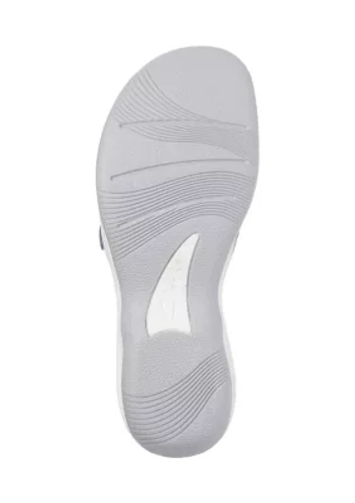 Breeze Piper Thong Sandals