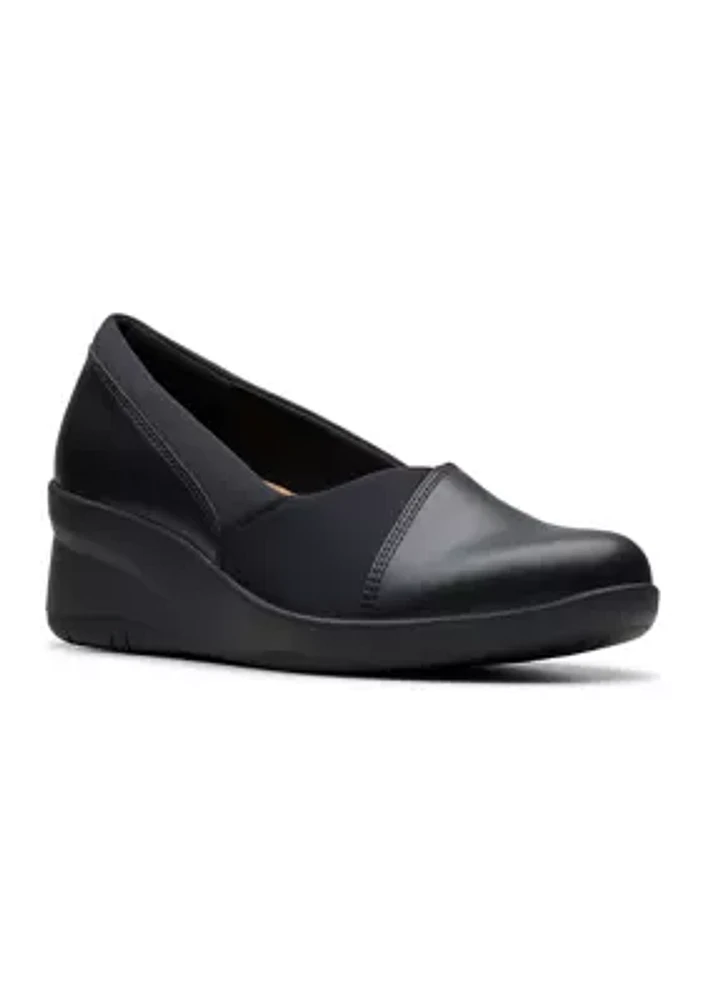 Suttyn Walk Slip On Wedge Heels