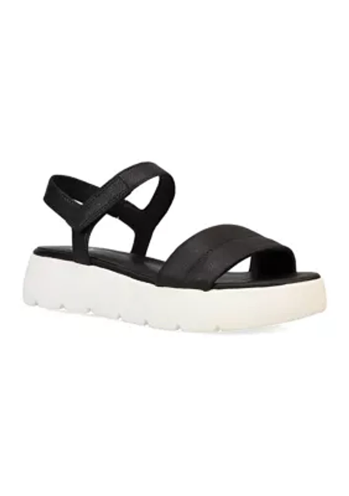 Jolie Sandals