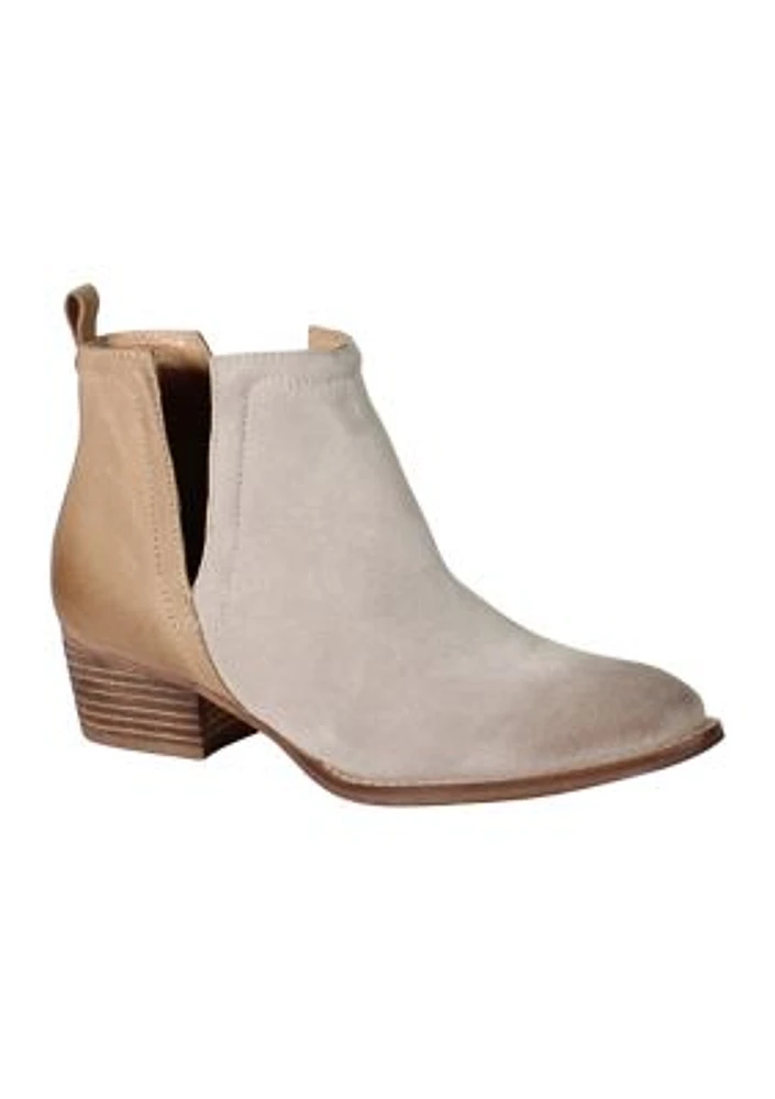 Steppin Free Cutaway Booties