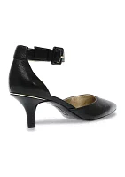 Fabulist Pumps