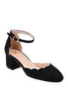 Journee Collection Edna Pumps