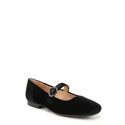 Kelly Mary Jane Flat