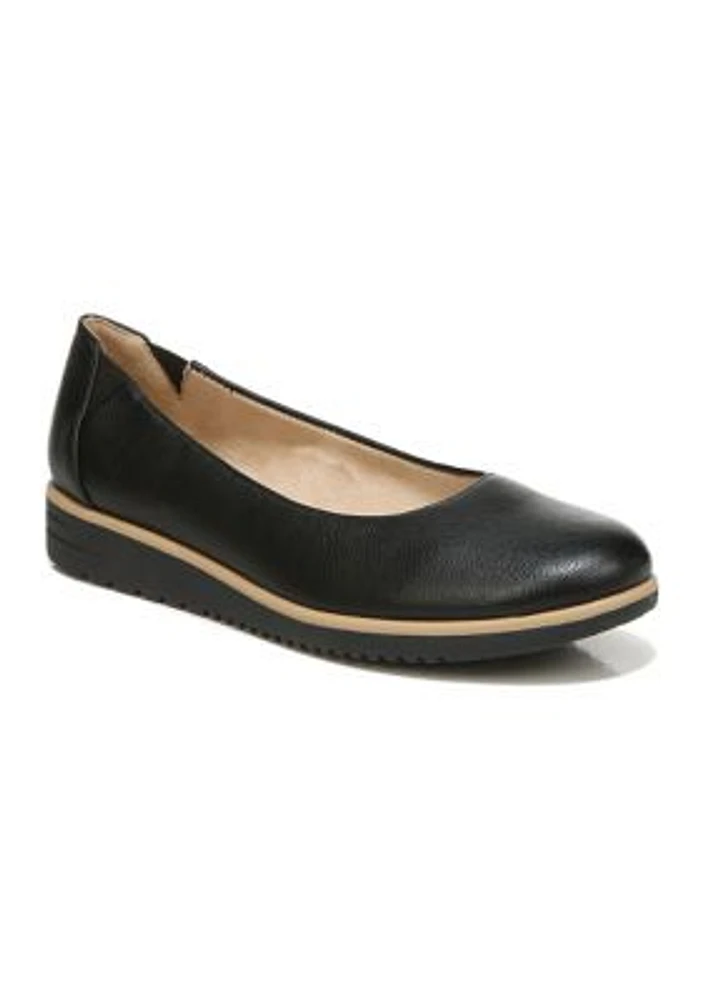 Idea Ballet Flats