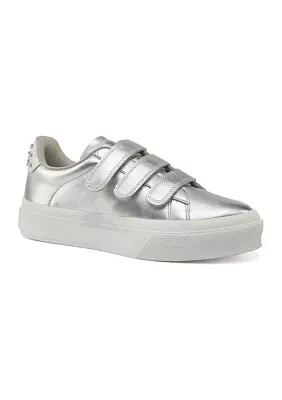 Gennie Sneakers