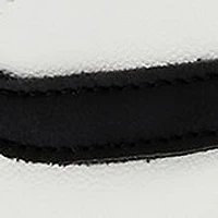 Voyage Sneakers