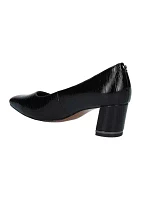 Olivienne Pumps