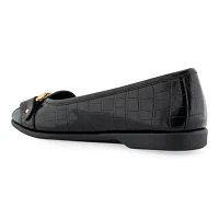 Bia Buckle Flat