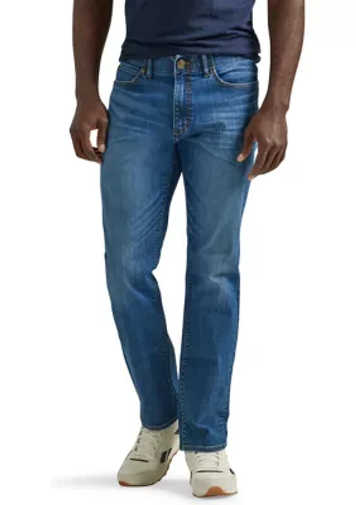 Men's Extreme Motion Athletic Tapered Leg Jeans