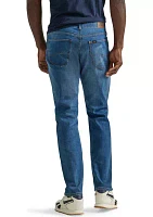 Men's Extreme Motion Athletic Tapered Leg Jeans