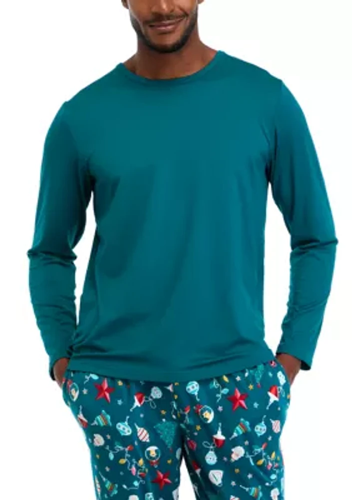 Men's Holiday Lights Solid Long Sleeve Top