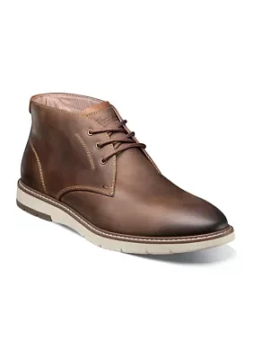 Vibe Plain Toe Chukka Boots