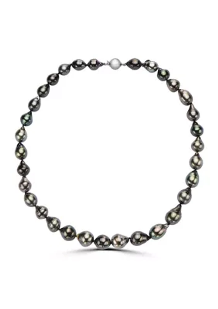 Fresh Water Pearl Necklace in 18k White Gold 