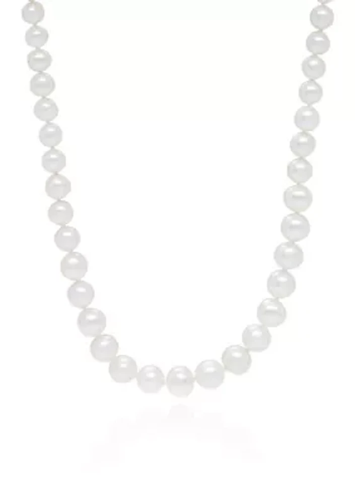 Freshwater Pearl Necklace in 14k Yellow Gold