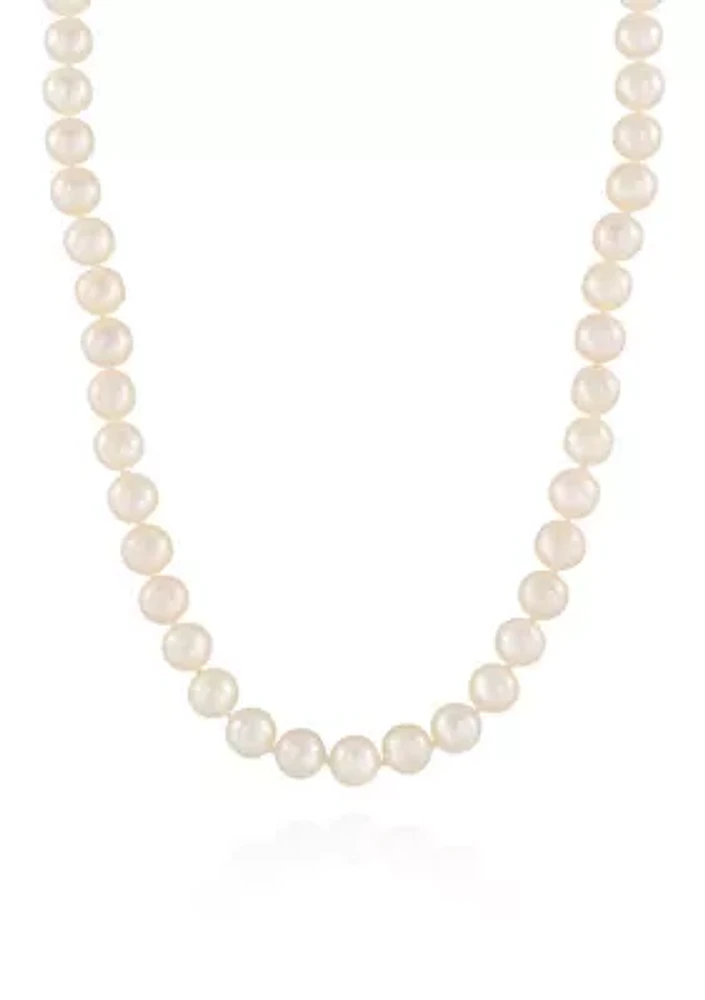 Freshwater Pearl Necklace in 14k Yellow Gold