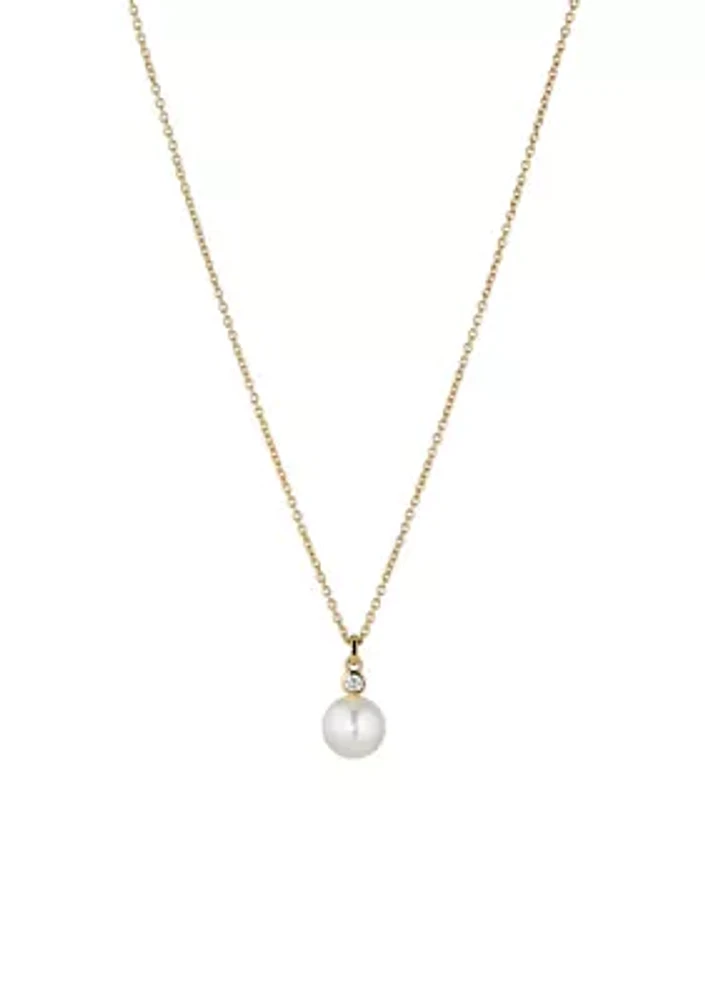 Small Pearl Pendant Necklace