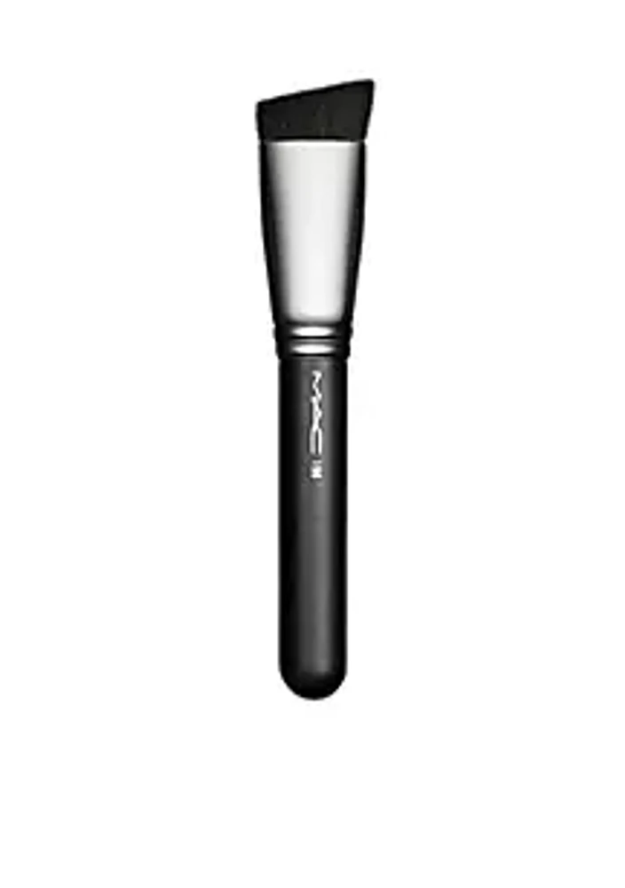 MAC 196 Slanted Flat Top Foundation Brush