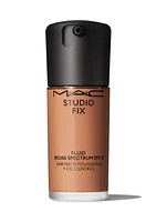 Studio Fix Fluid SPF15 24HR Matte Foundation + Oil Control