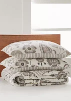 The Klarette Reversible Quilt Set