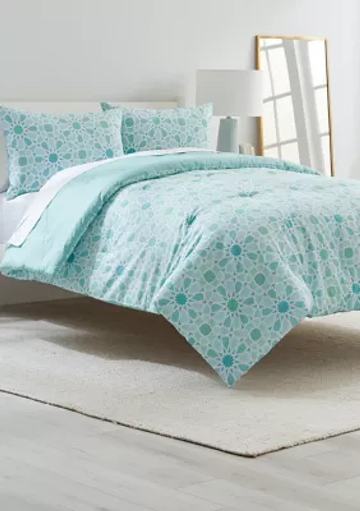 Starry Eyed Comforter Set