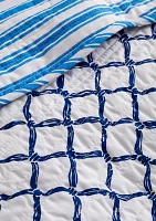 3 Piece Scallop Trim Quilt Set