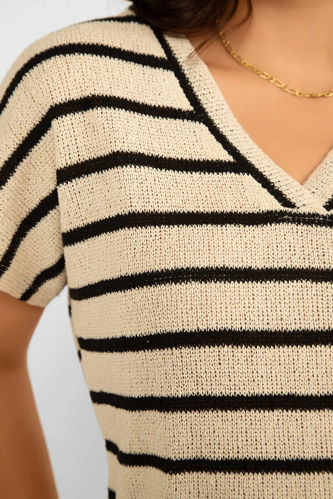 Short Sleeve V-Neck Stripe Sweater