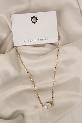 Pearl & Chain Necklace