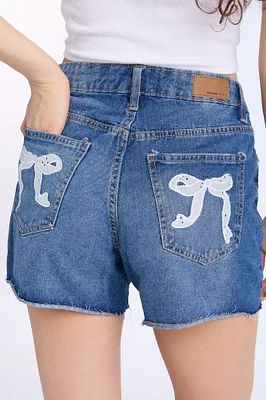 Low Rise Bow Embroidered Baggy Shorts
