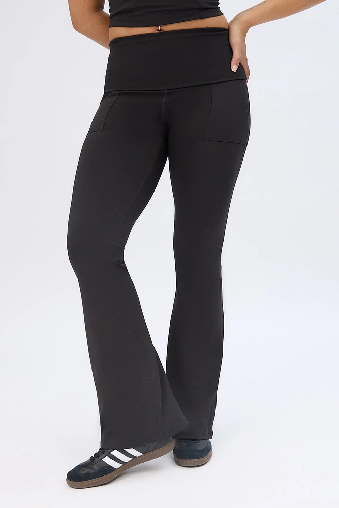 Super Smooth Fold-Over Flare Pocket Leggings