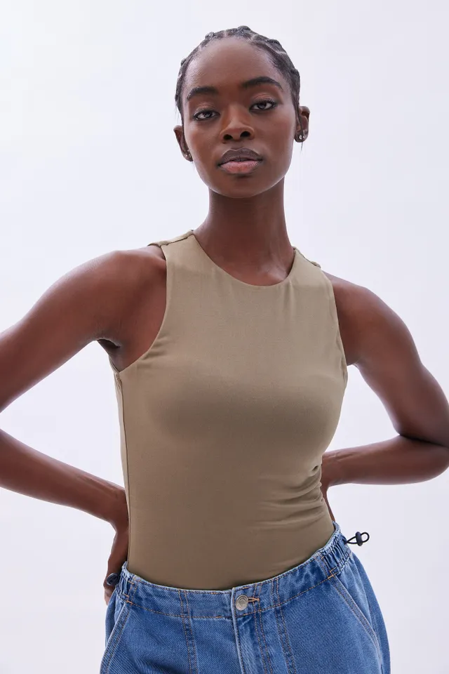 bobbi core v-neck tank top