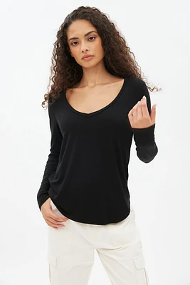 AERO Long Sleeve V-Neck Top