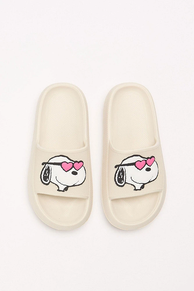 Peanuts Snoopy Hearts Slides