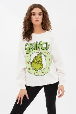 The Grinch Wreath Graphic Oversized Pullover Sweatshirt